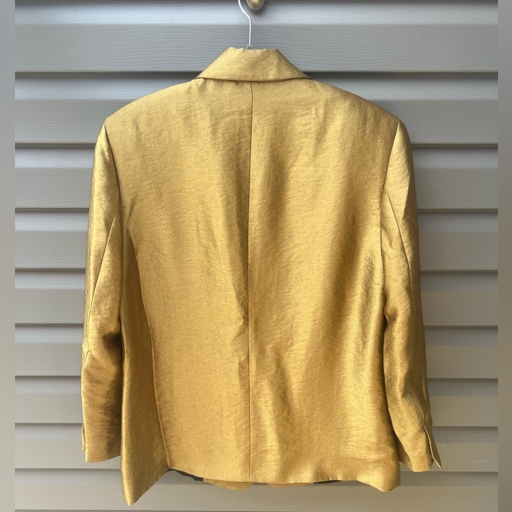 ZARA Gold Straight Cut Blazer, M
NWOT - Picture 5 of 16